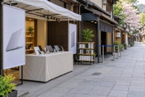 how japanese pop up tech shops work